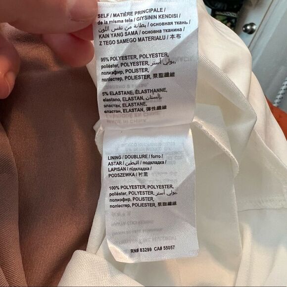 NWT! Bebe colour block hardware detail dress - Picture 7 of 12